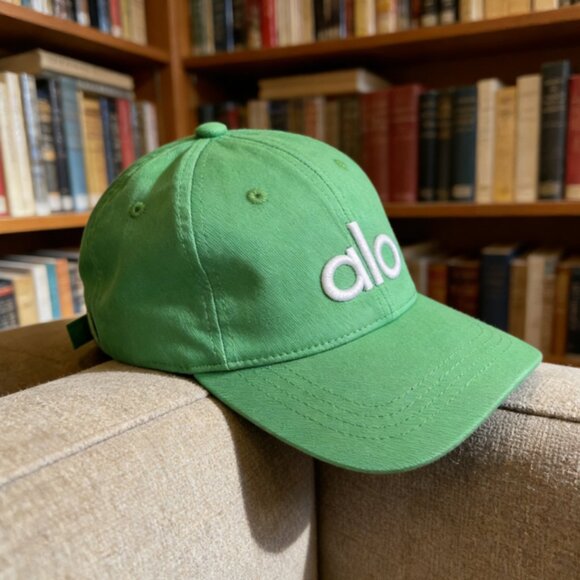 ALO YOGA DISTRICT TRUCKER HAT BRAND NEW - Picture 4 of 6